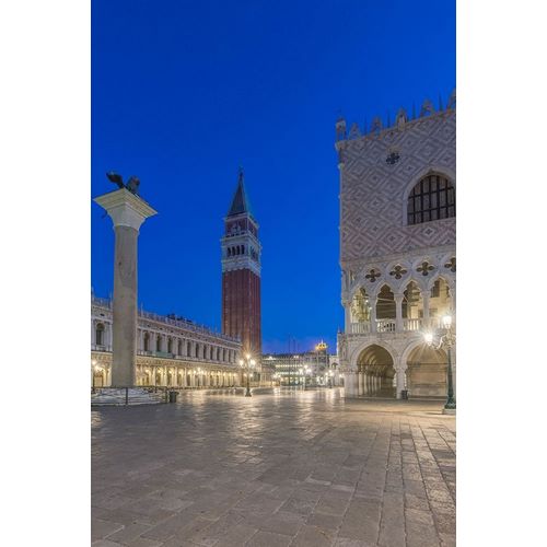 Italy-Venice San Marco Piazza at dawn